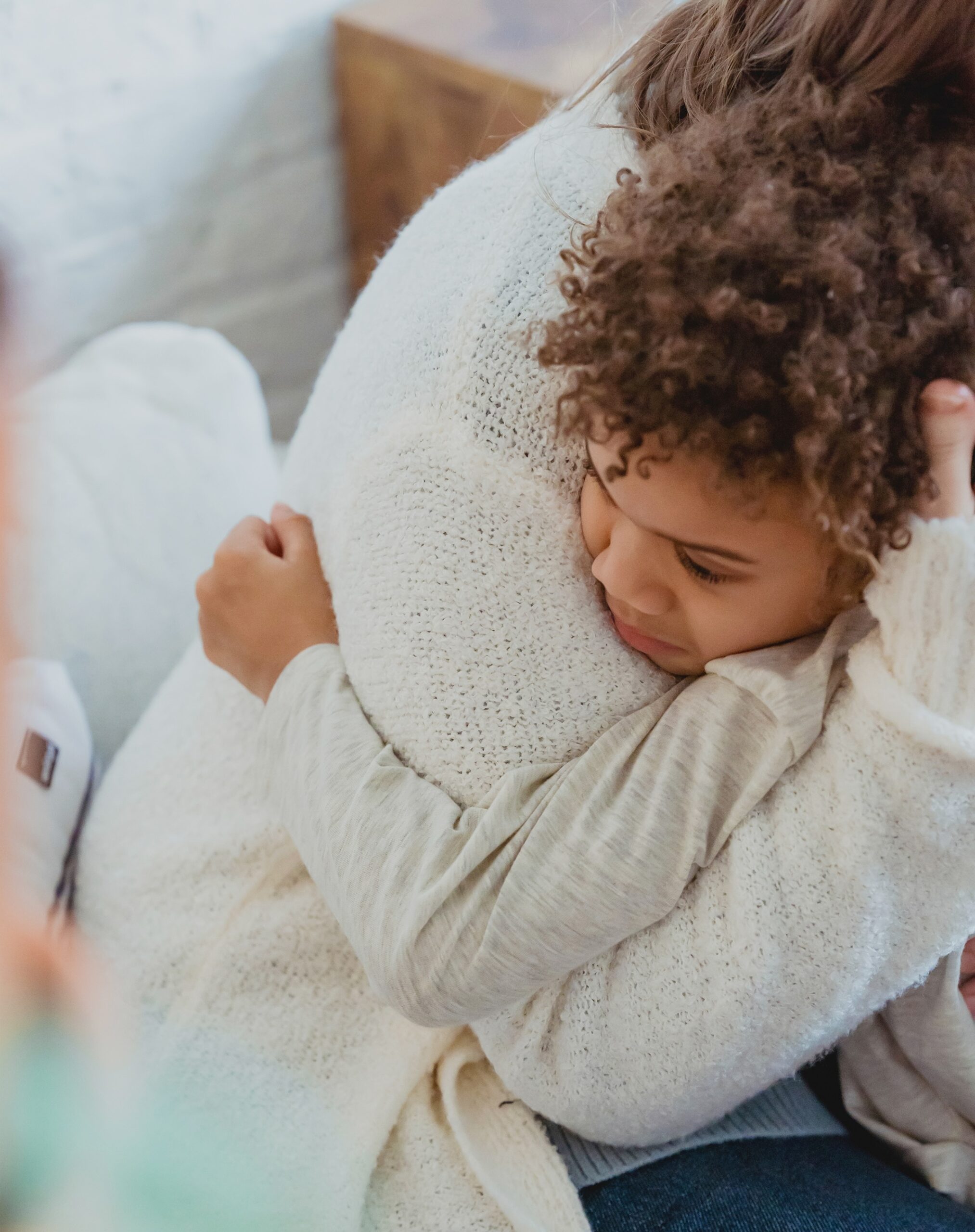 kid_cuddle 2